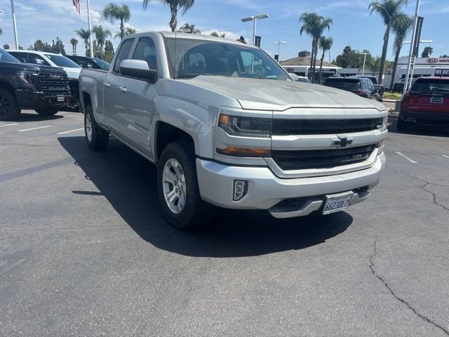 chevrolet silverado 1500 2018 2GCVKREC4J1101880 image chevrolet silverado 1500 2018 2GCVKREC4J1101880 image